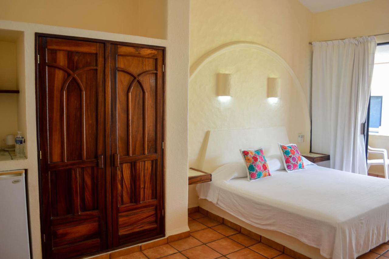 Casa Celeste Hotel Сиуатанехо Экстерьер фото