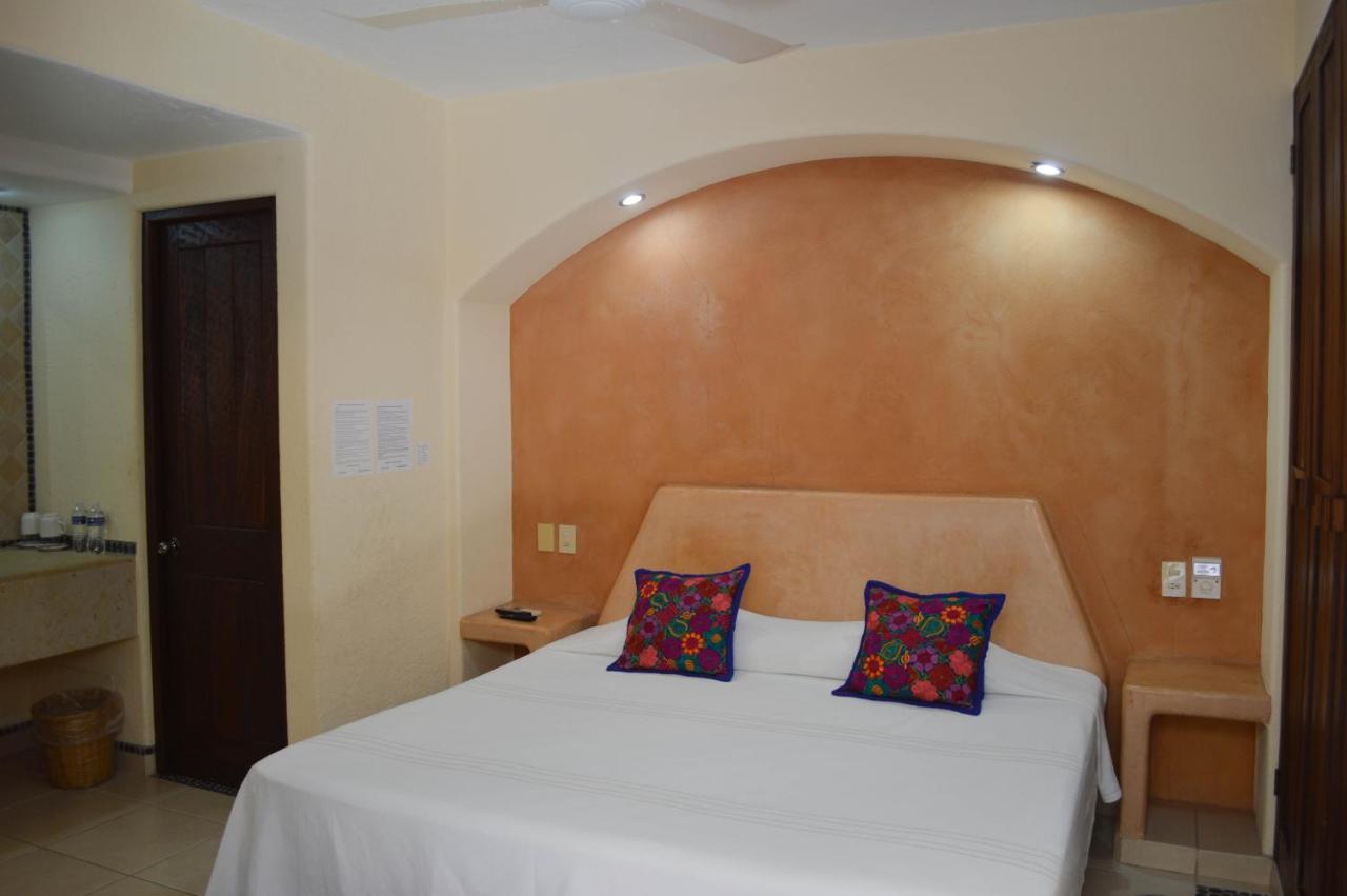 Casa Celeste Hotel Сиуатанехо Экстерьер фото
